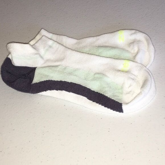 BUNDLE of Zella and Sockart Socks (E6) - Picture 2 of 3